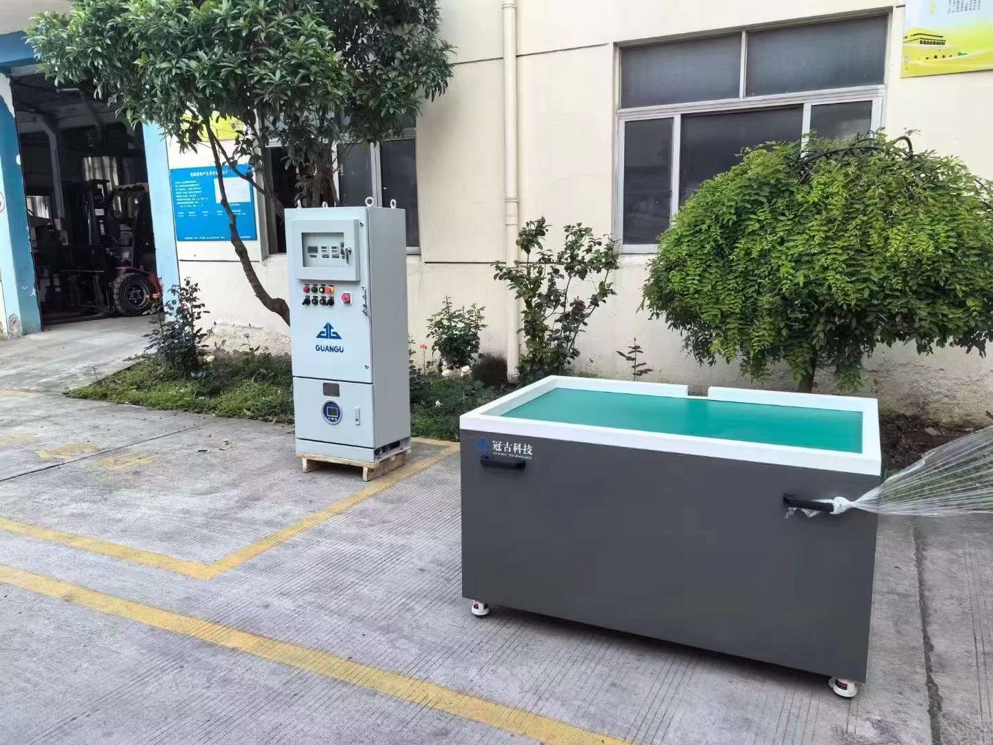 磁力去毛刺機助力國產大飛機金屬零件加工，提升制造業核心競爭力